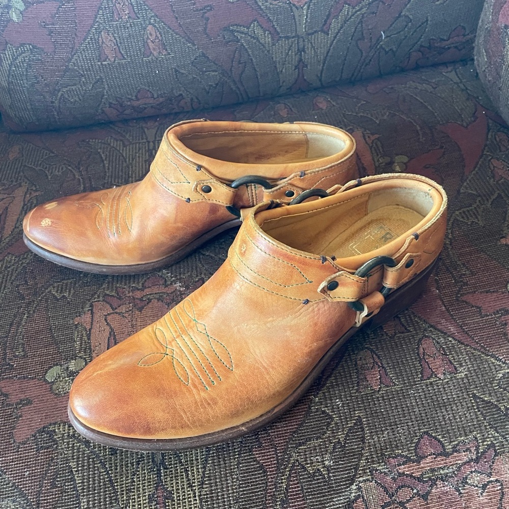 FRYE AND CO. Womens Vintage Brown Leather Ankle Booties